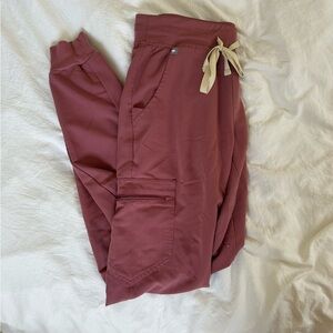 Mauve Tall/XS Zamora scrub joggers